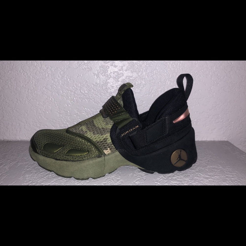 Jordan Trunner LX